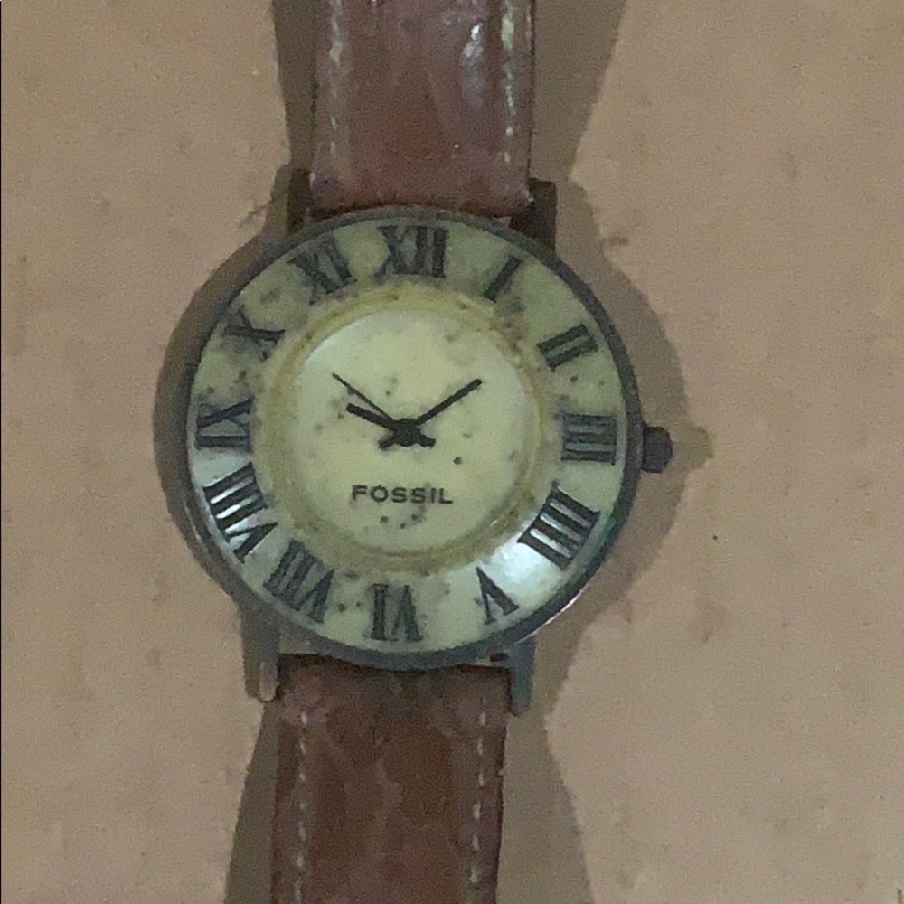 Women’s Unique Fossil Wristwatch